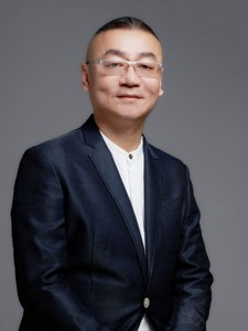 石向东