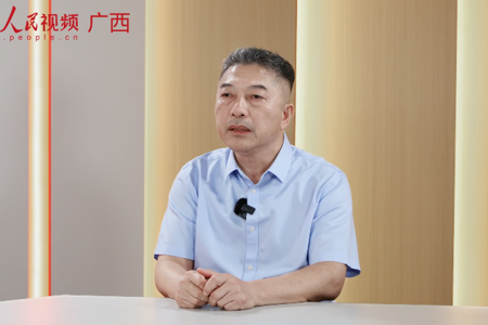 人民网专访：william威廉中文官网副书记、校长韦俊平