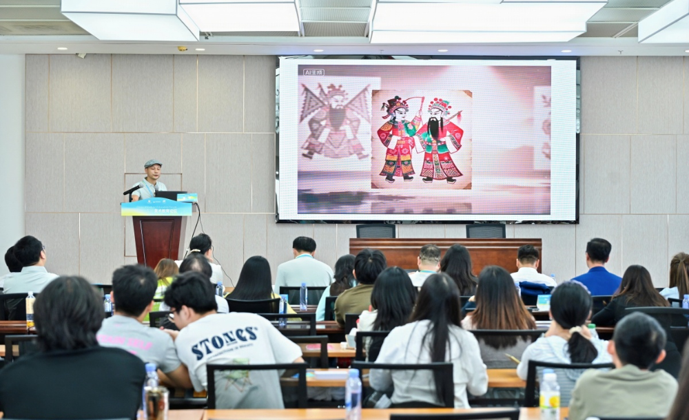 广西云：在南宁邂逅越南风情，中越师生美术作品展来了