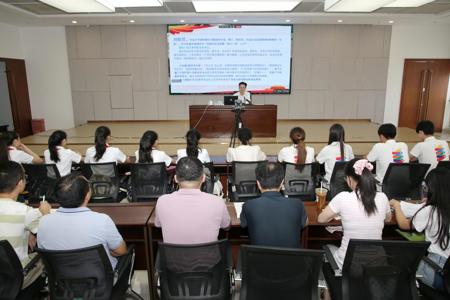 我校面向青年师生举办理论宣讲专题报告会